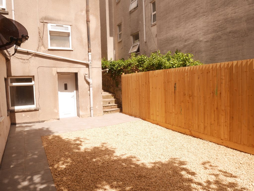 Property photo 1 of 10 P1140739