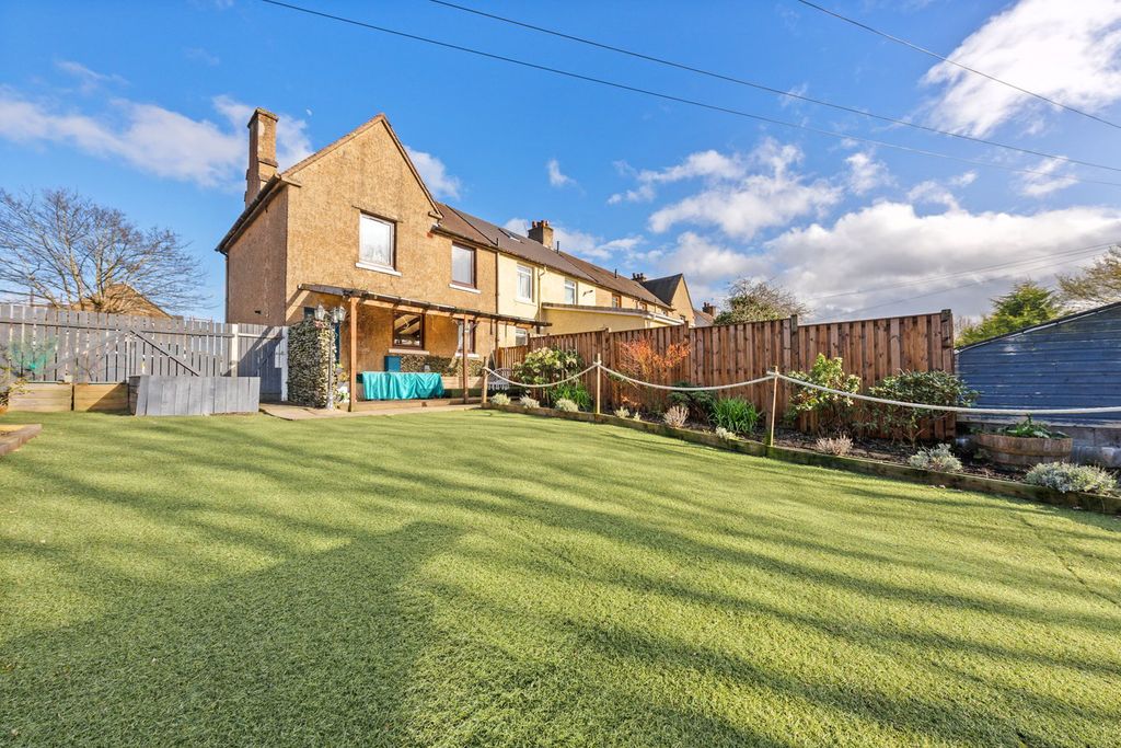 Property photo 1 of 30