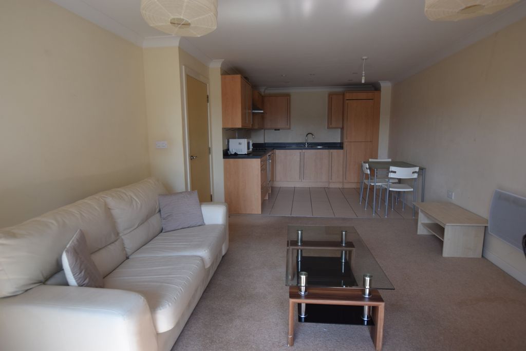 Property photo 2 of 7