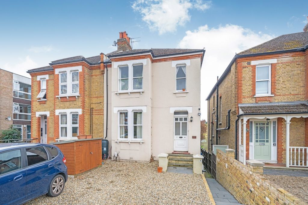 Property photo 1 of 10 5188640