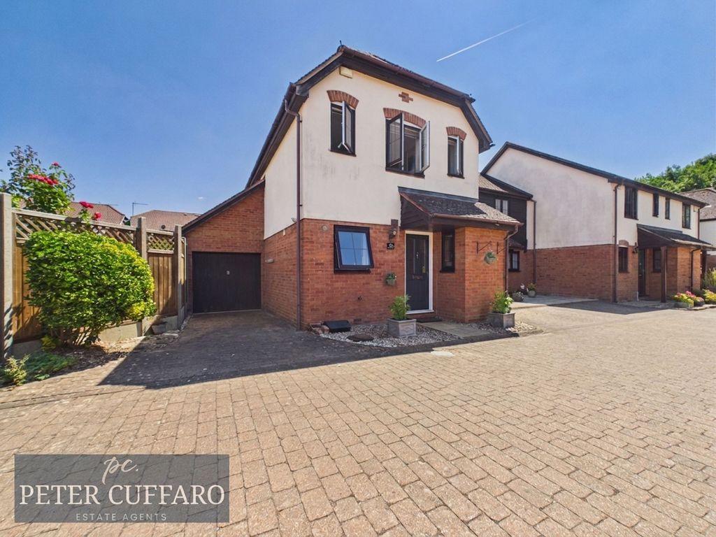 Property photo 1 of 18
