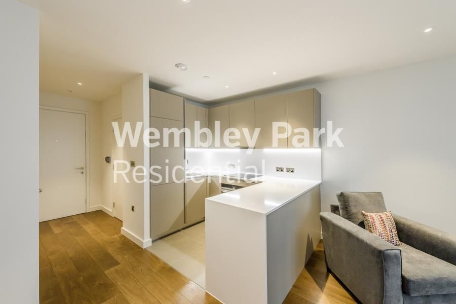 Property photo 2 of 11