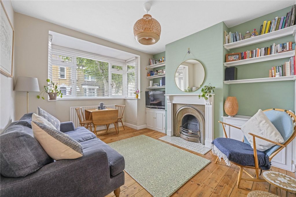 Property photo 1 of 16 Picture No. 18