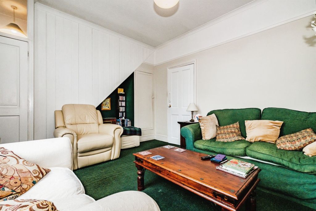 Property photo 3 of 17