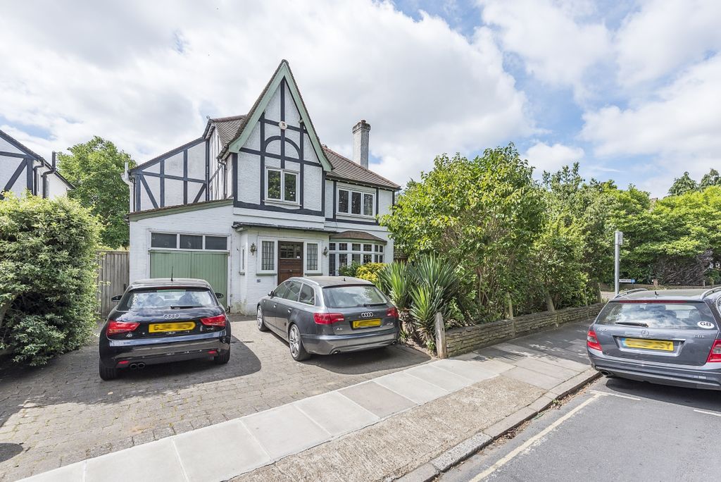 Property photo 1 of 16