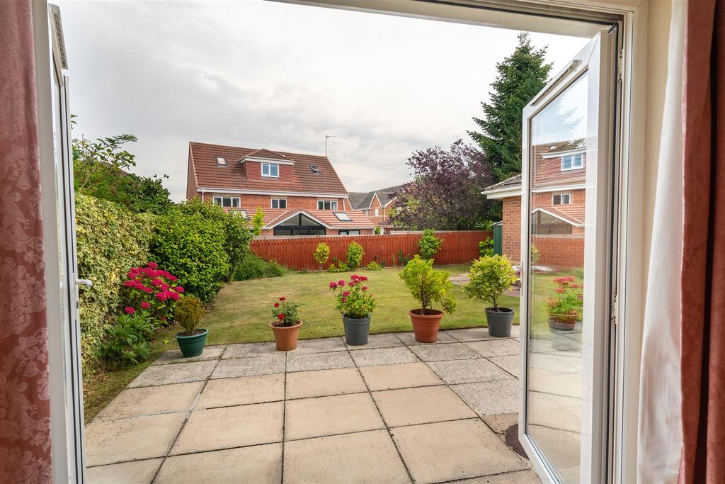 Property photo 3 of 19 _A7R8479-Hdr.Jpg