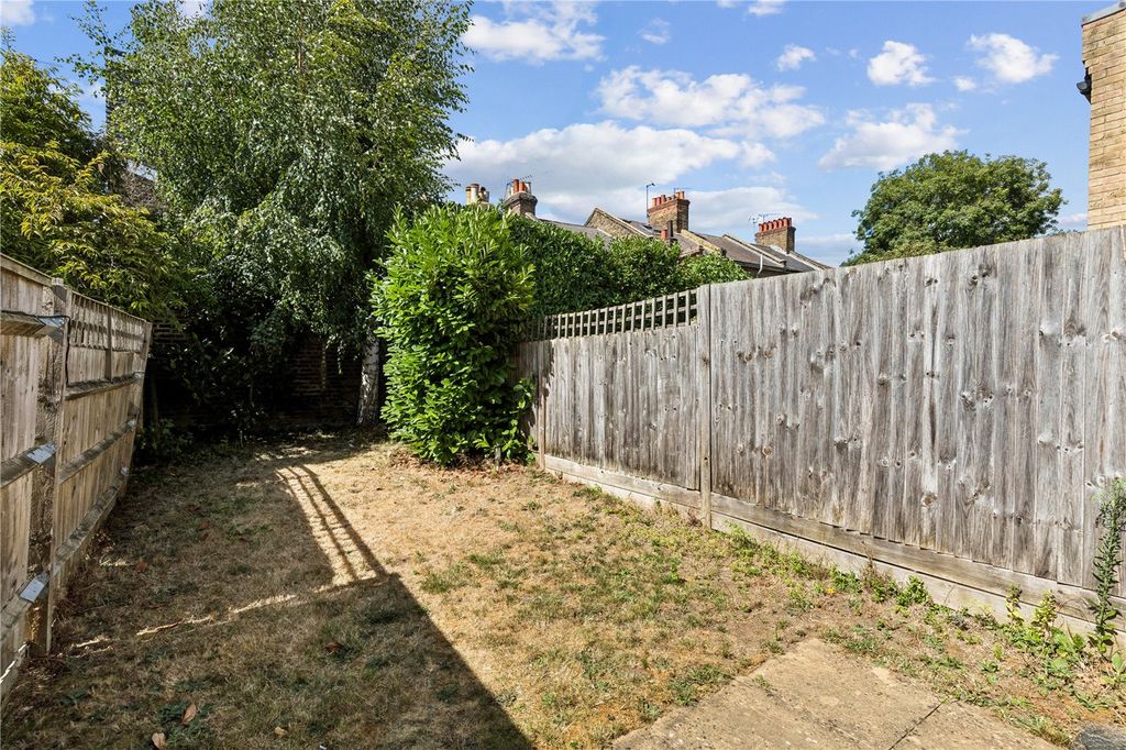 Property photo 3 of 12 Picture No. 13