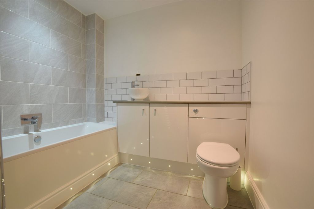 Property photo 3 of 14 Picture No. 22