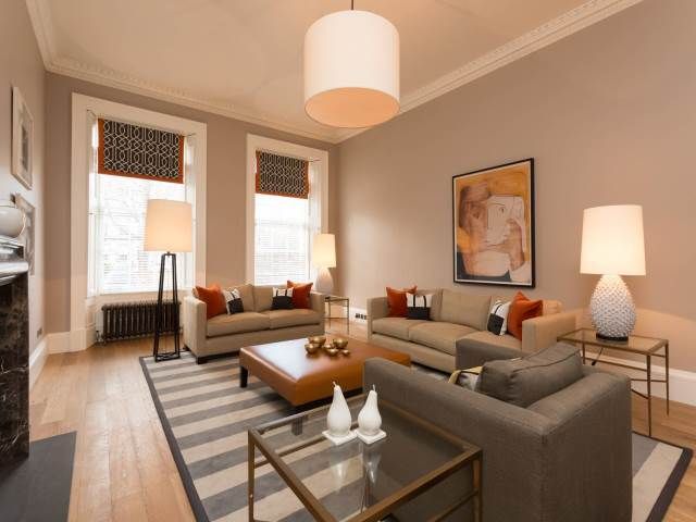 Property photo 1 of 7 Living Room
