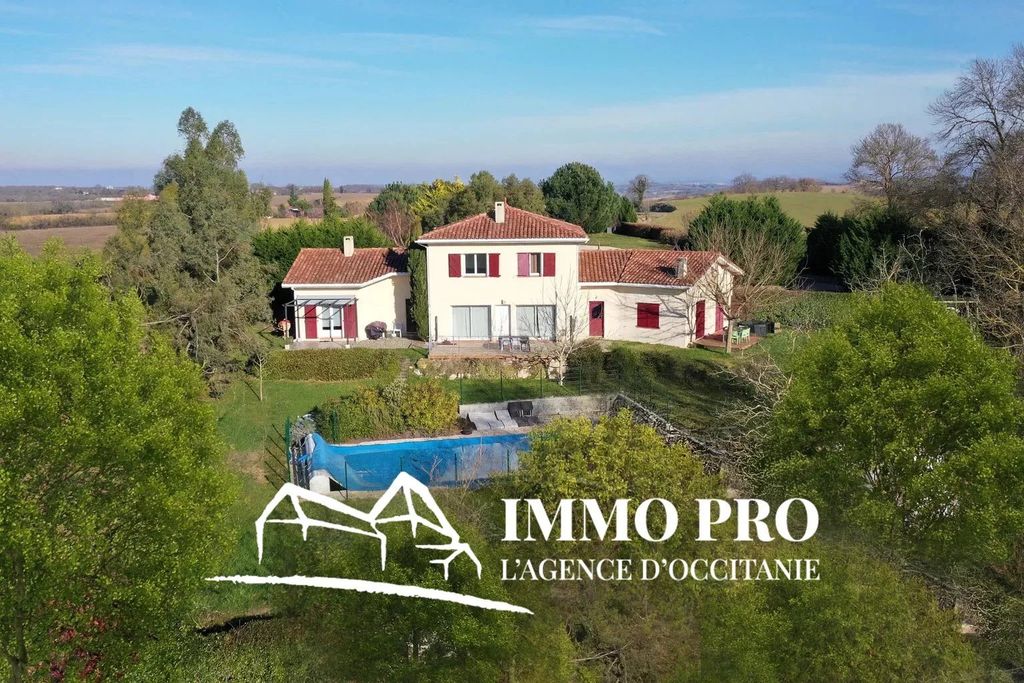 Property photo 1 of 14 3 Habitations With Pool