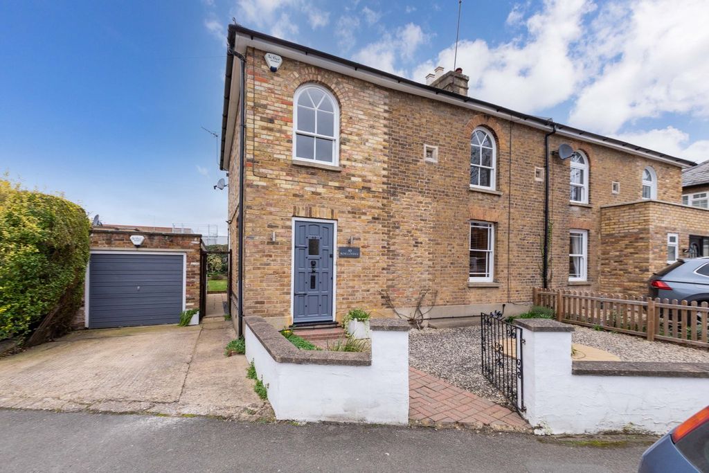 Property photo 1 of 20