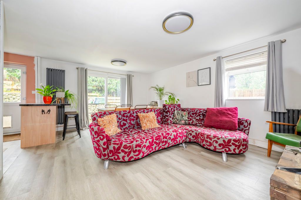 Property photo 2 of 15 Photo 2