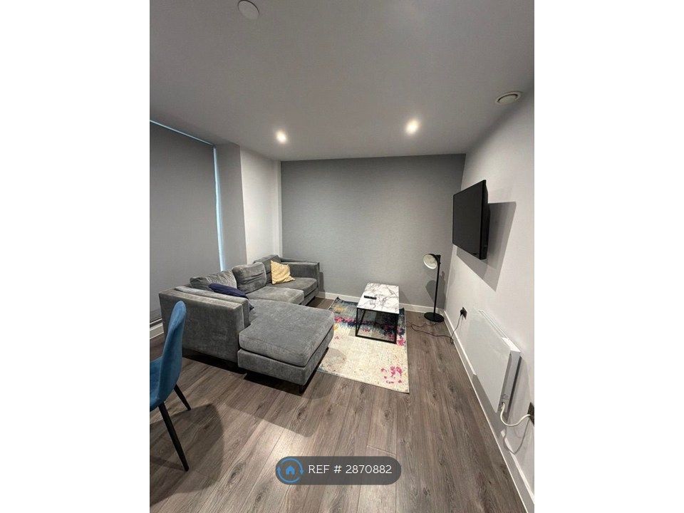 Property photo 1 of 9 Living Room