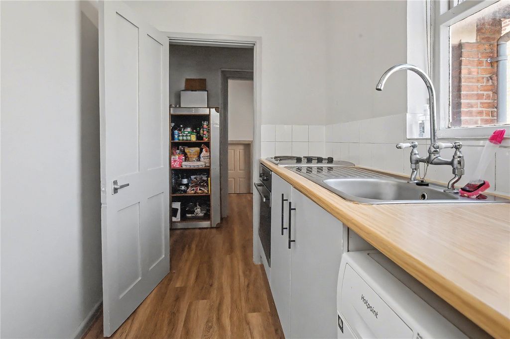 Property photo 3 of 15 Picture No. 07