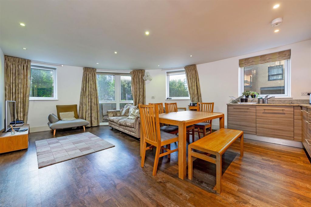 Property photo 2 of 13 43784_Hi-Res(01).Jpg