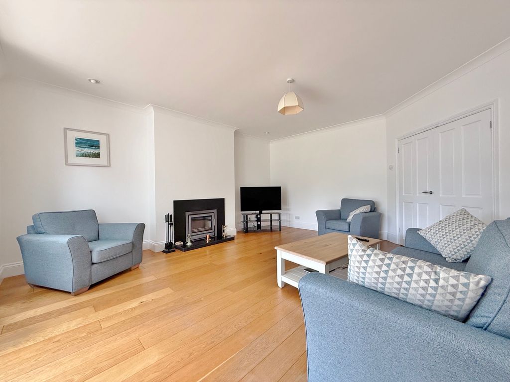 Additional image 6 of 5 bed detached house for saleStation Road, Drayton, Portsmouth PO6