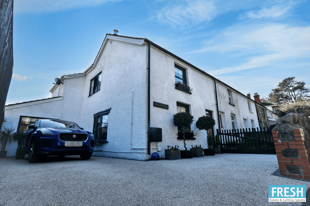 Property photo 1 of 40