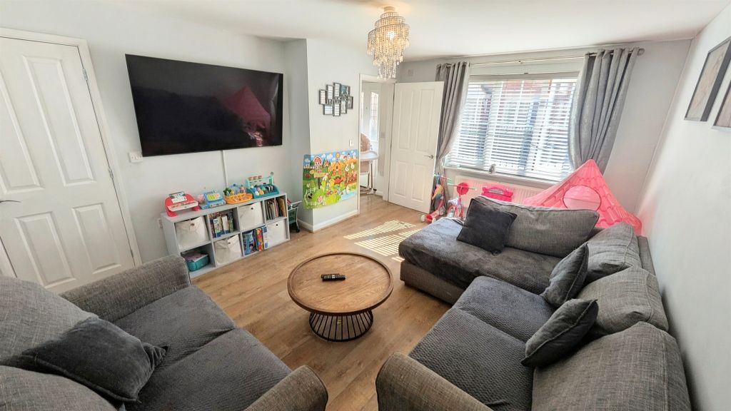 Property photo 2 of 14