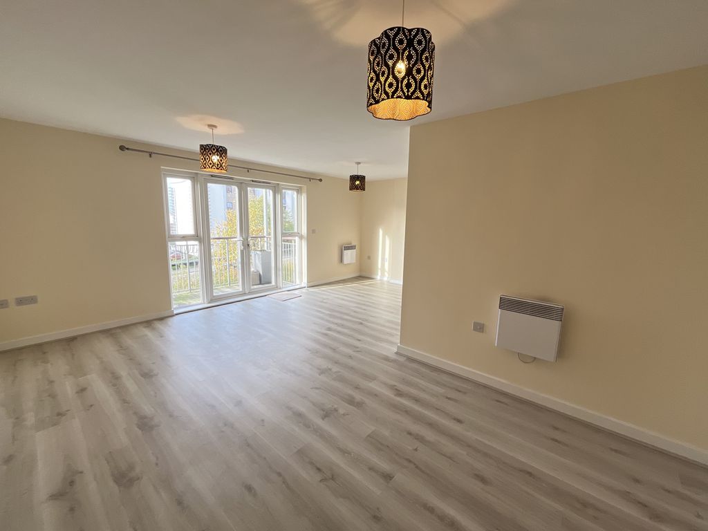 Property photo 3 of 9 Living Room