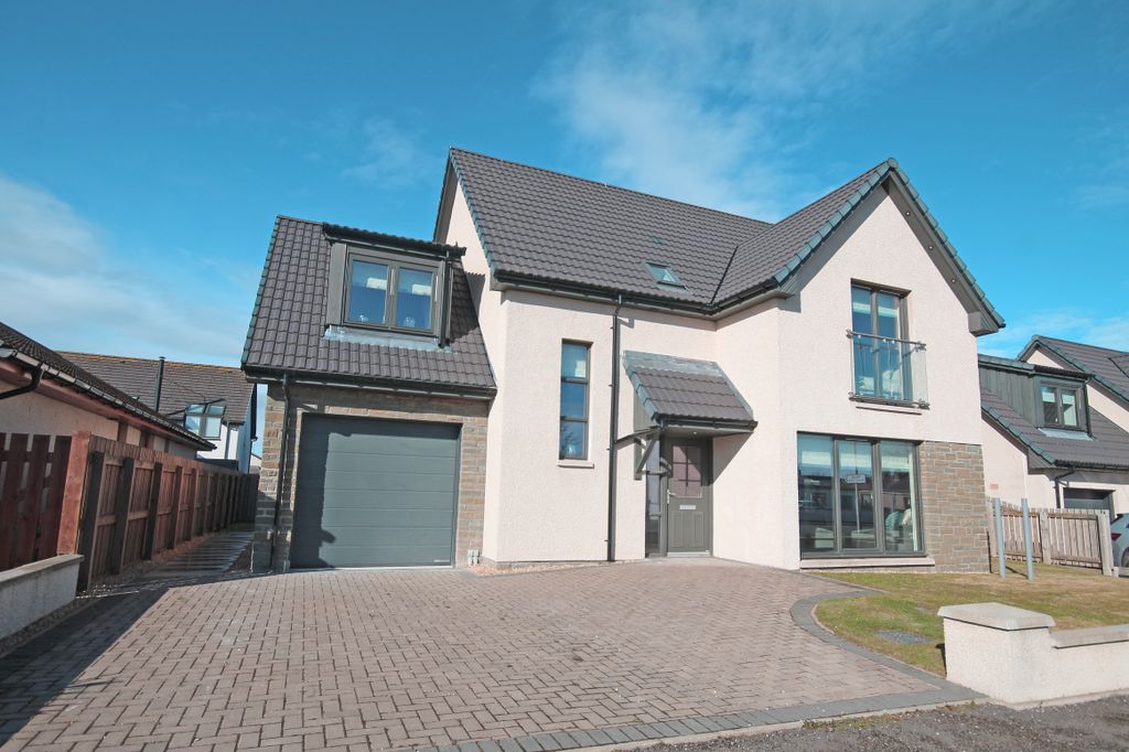 Property photo 1 of 39