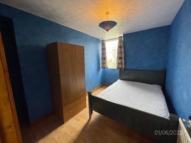 Property photo 3 of 6 Bedroom 1