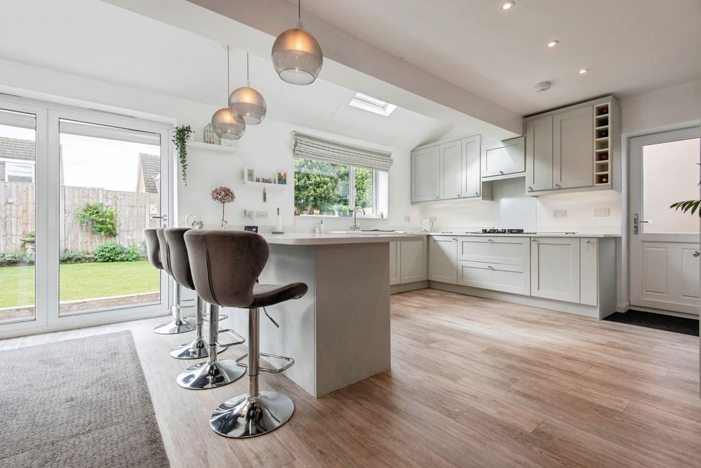 Property photo 2 of 18 Pbox-Img.Jpg