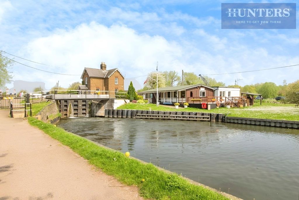 Property photo 3 of 16 274Aa66A-6Ba31Dcce8B663553ee7Fefe347d2F23ee051133.