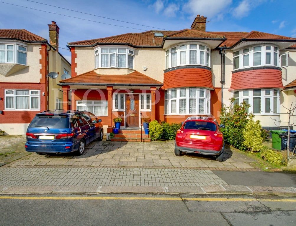 Property photo 1 of 15