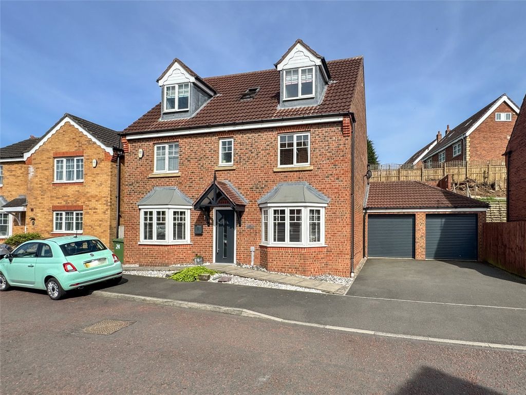 Property photo 1 of 31 External