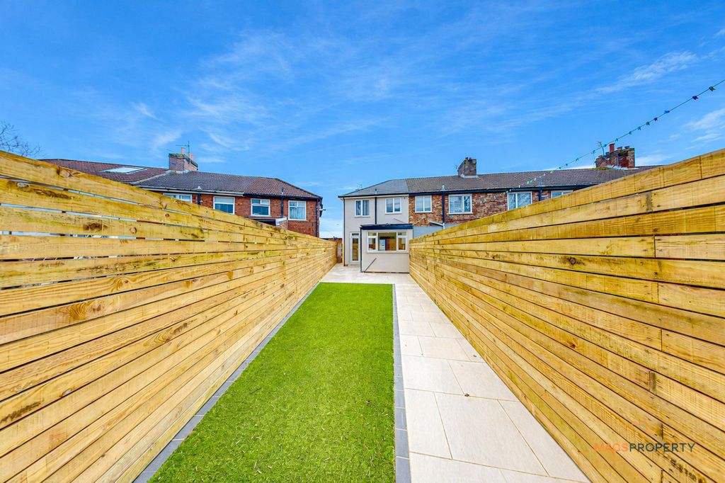 Property photo 2 of 15