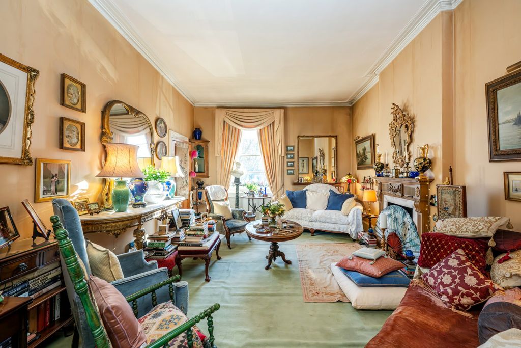 Property photo 2 of 15 Picture No. 30