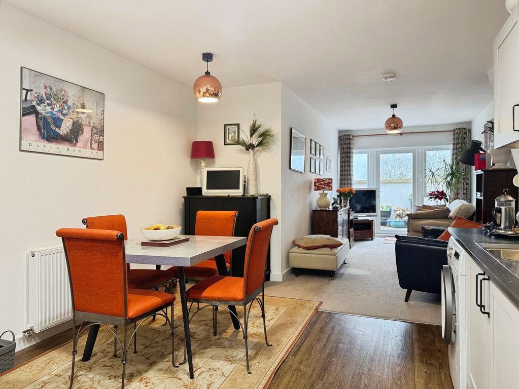 Property photo 3 of 19