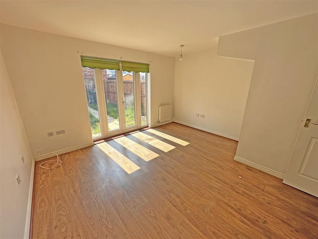 Property photo 2 of 11 Coach Lane Lounge.Jpg