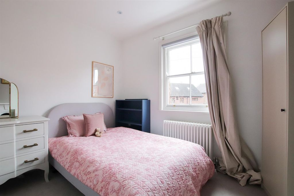Additional image 12 of 5 bed terraced house for saleGarden Road, Knutsford WA16
