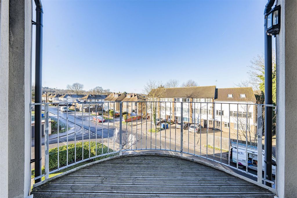 Property photo 2 of 11 Photo Jan 05 2026, 11 00 07 Am.Jpg