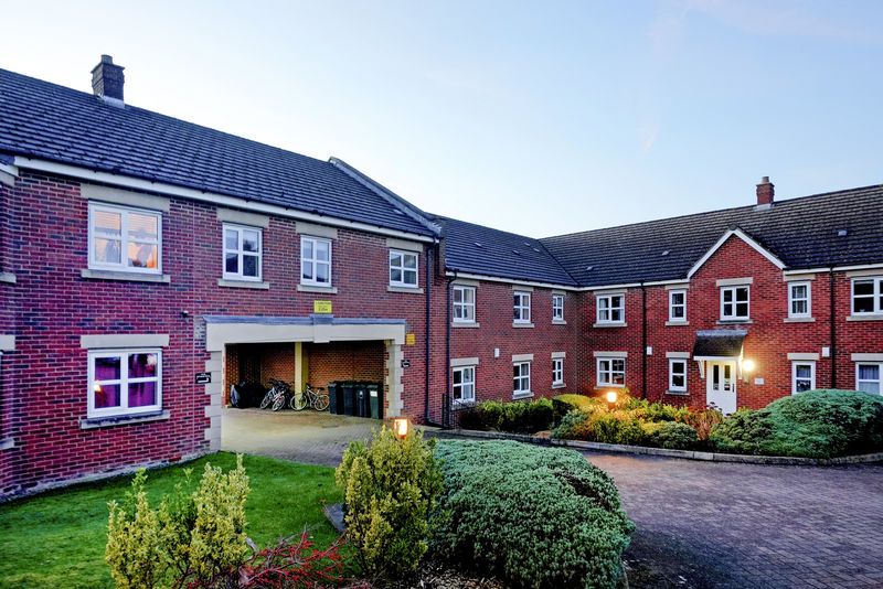 Property photo 3 of 19 External