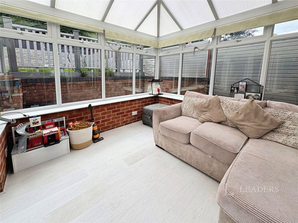 Property photo 1 of 12 Picture No. 51