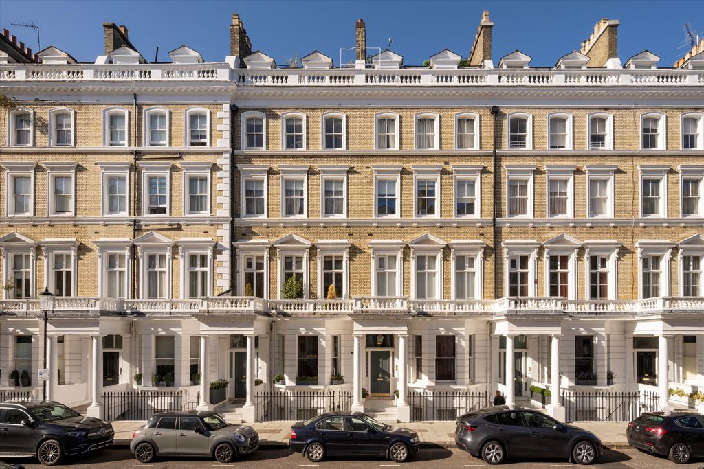 Property photo 3 of 17 Image