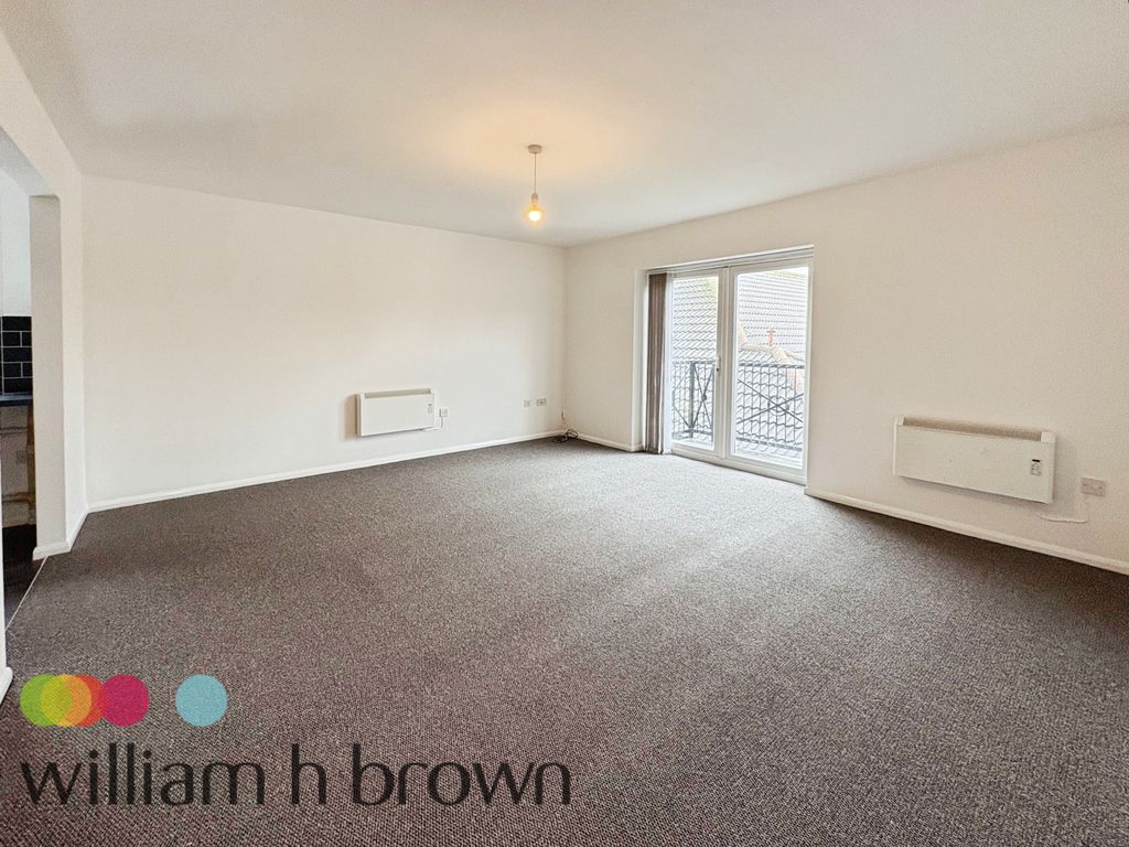 Property photo 3 of 9 View