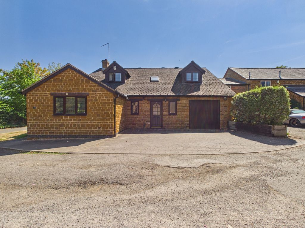 Property photo 1 of 22 Beech Lane