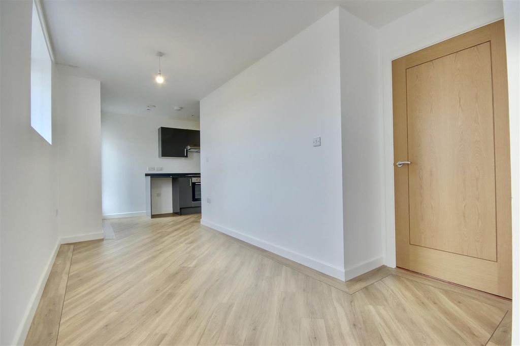 Property photo 2 of 7 1D1Bce38-58D0-4544-A8Ac-4Ab0Ed343D25_1_201_A.Jpeg