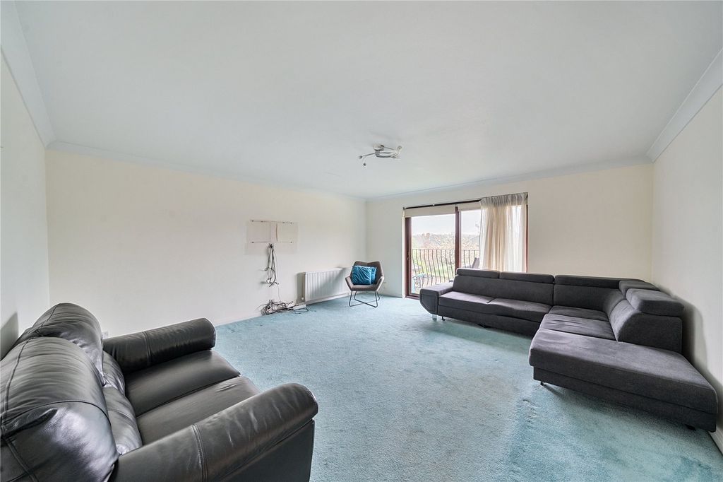 Property photo 3 of 15 Picture No. 05