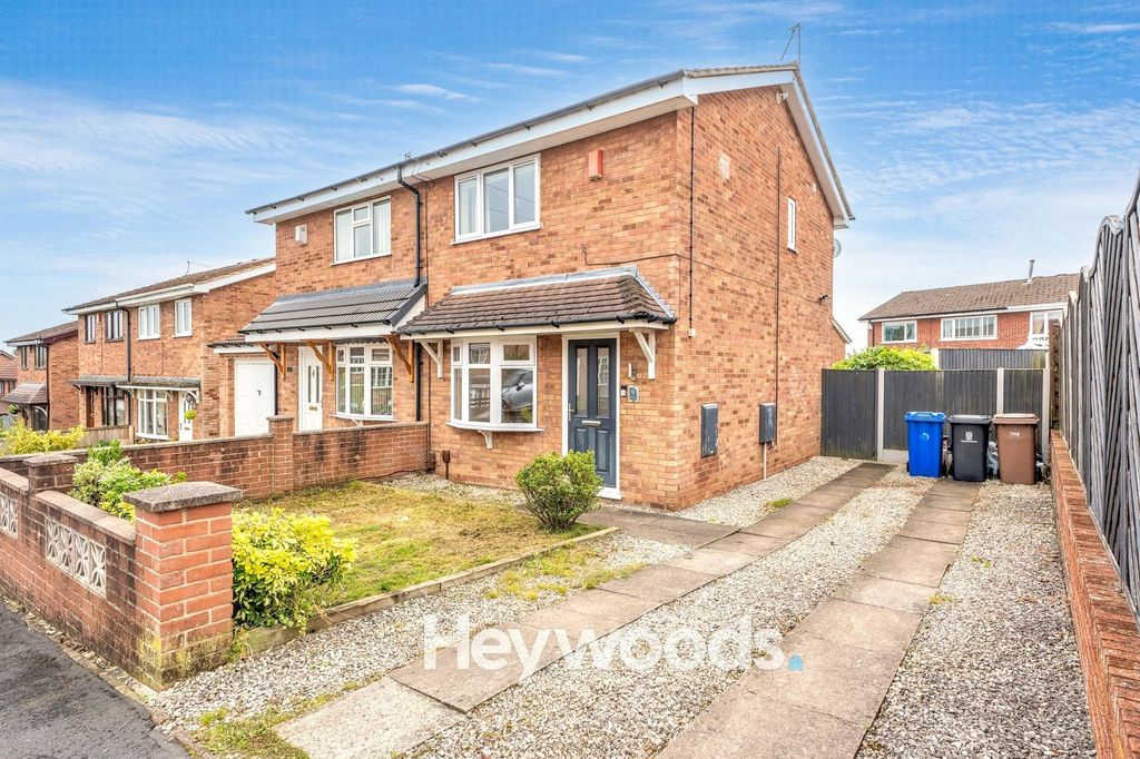 Property photo 1 of 19