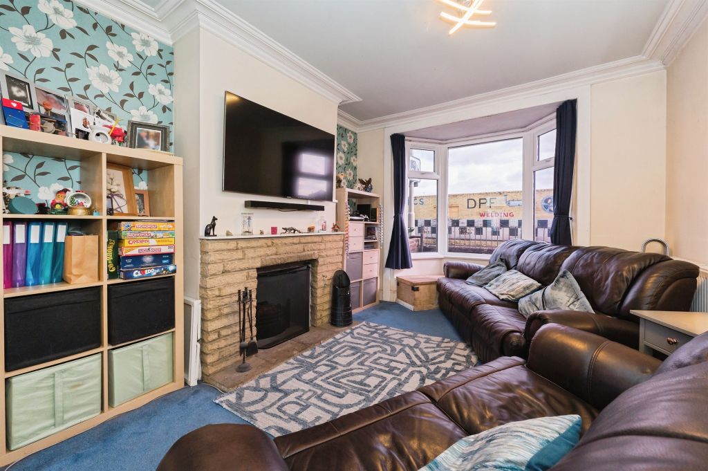 Property photo 3 of 16