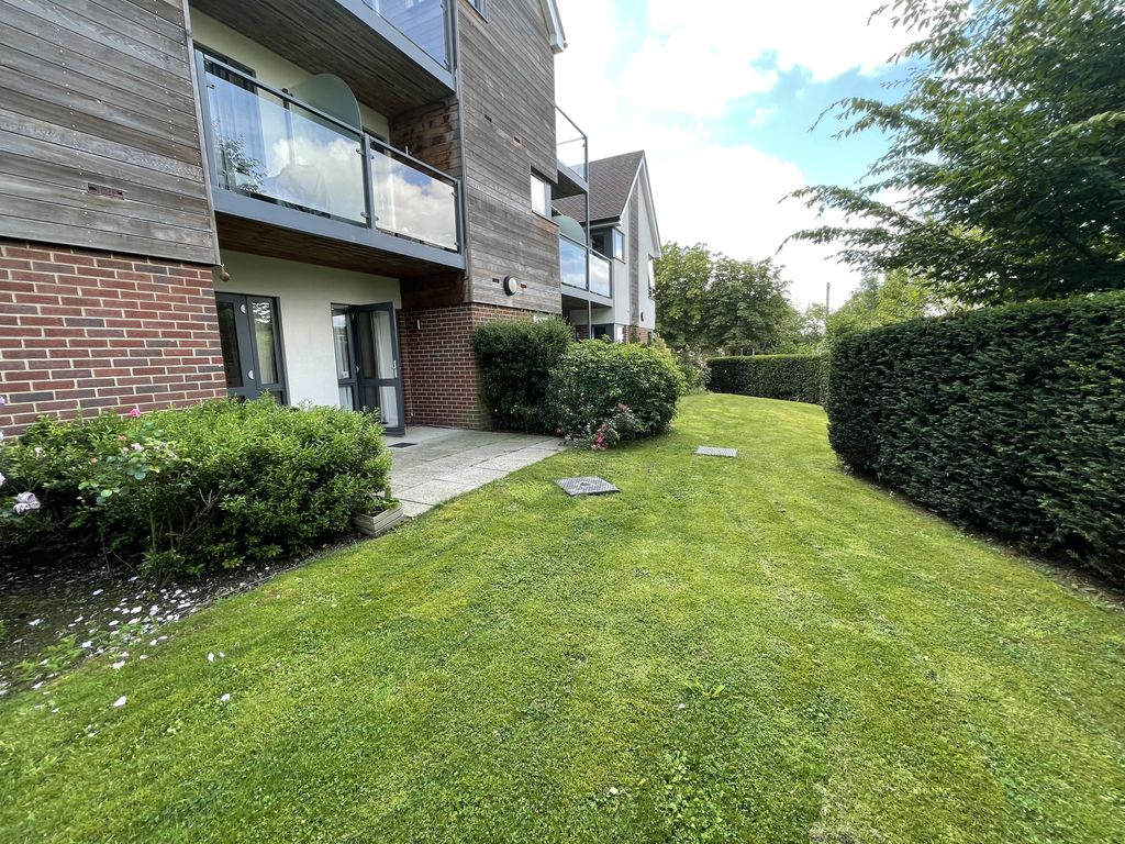 Property photo 2 of 11