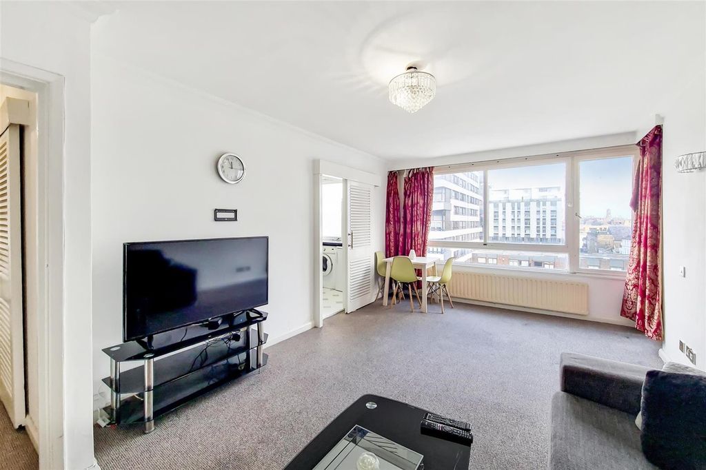 Property photo 1 of 10 Photo 0