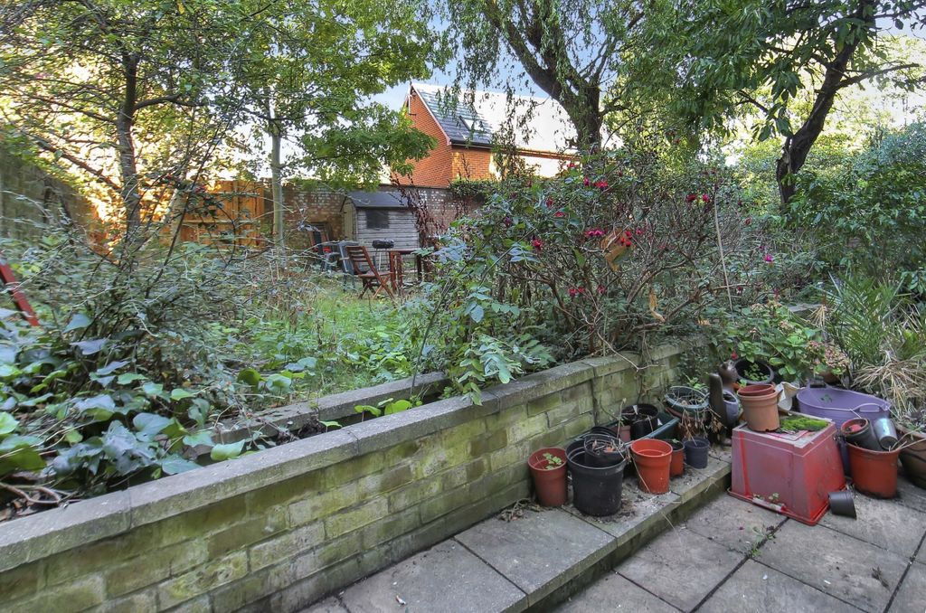 Property photo 3 of 7