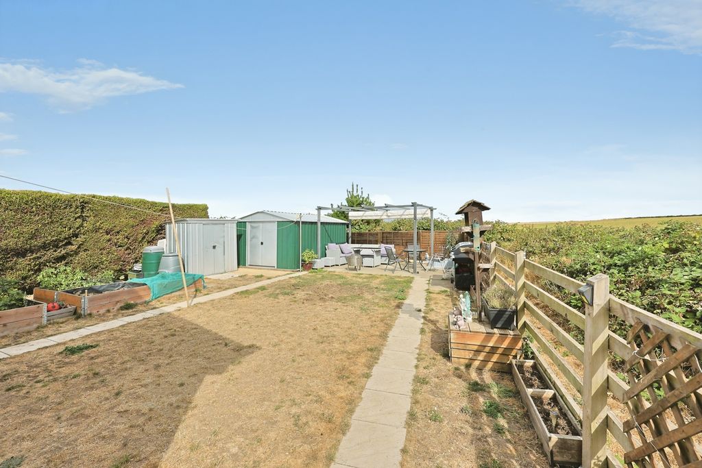 Property photo 3 of 20 Pbox-Img.Jpg