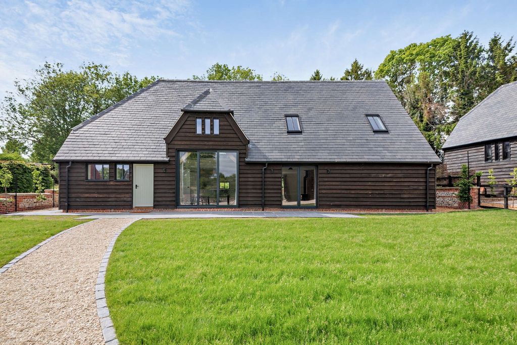 Property photo 1 of 16 Picture No. 03