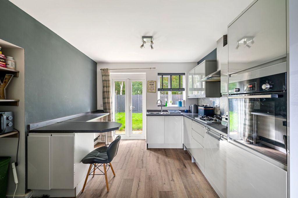 Property photo 3 of 14 Kitchen/Diner